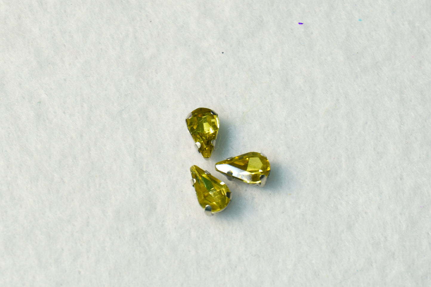 Cristal engarzado amarillo- gota