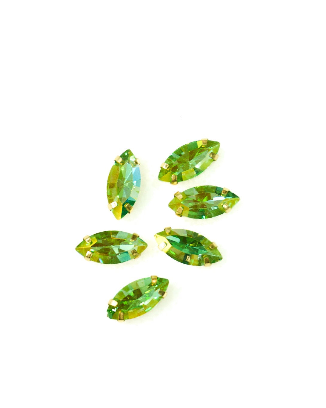 Cristal tornasol verde 7x15mm/ 6 unidades BASE DORADA