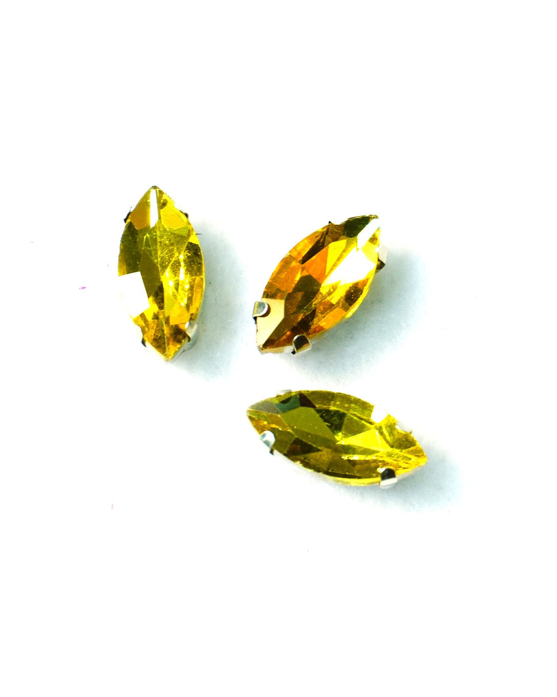 Cristal ojo caballo amarillo 7x15mm / 10 unidades BASE PLATEADA