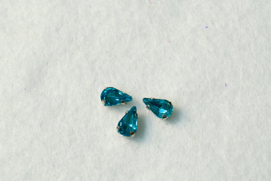 Cristal engarzado celeste- gota