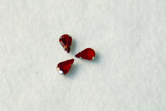 Cristal engarzado rojo- gota
