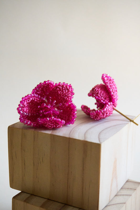 AROS FLOR CAIDA CROCHET/ FUCSIA