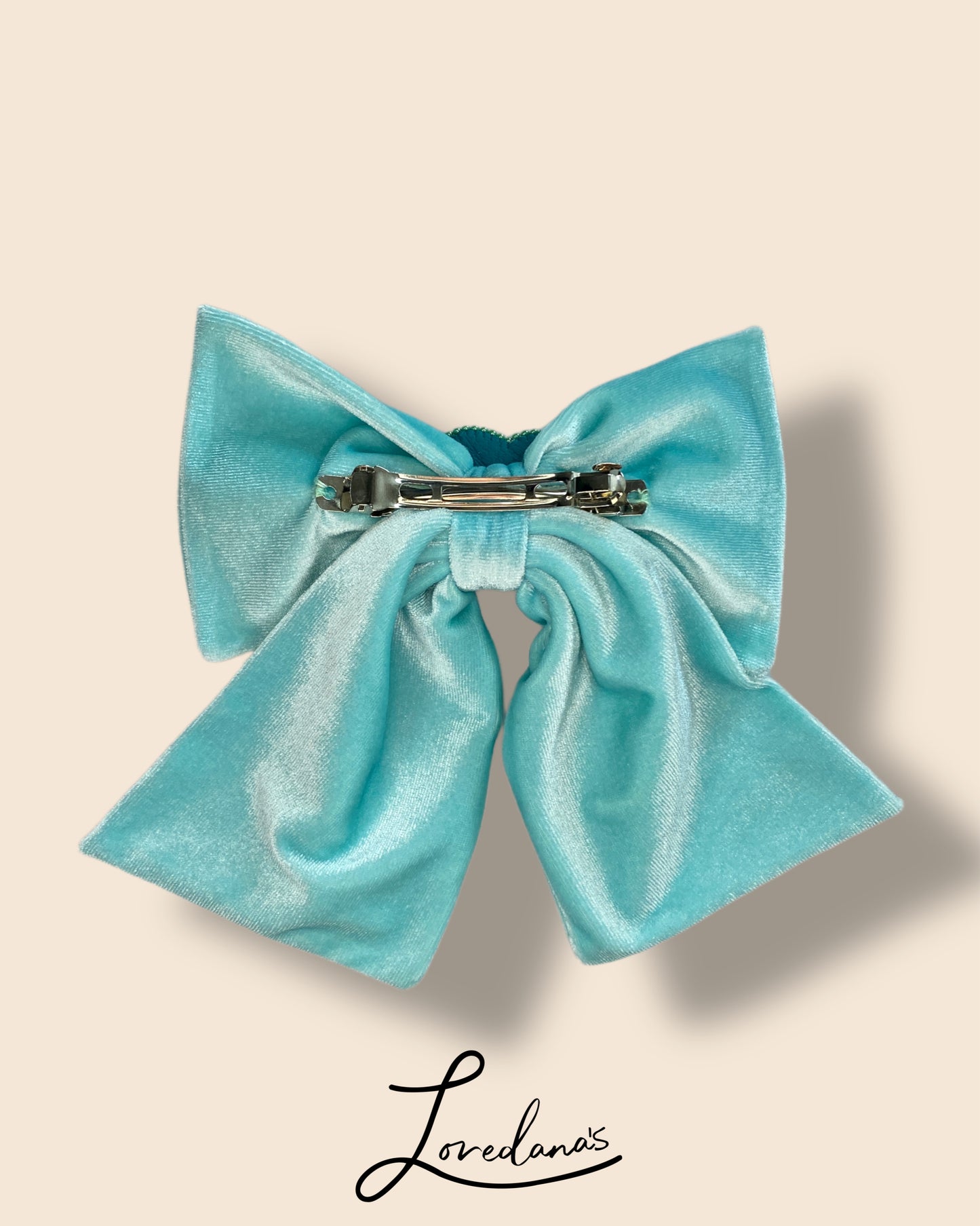 Pin with bow - Light Blue