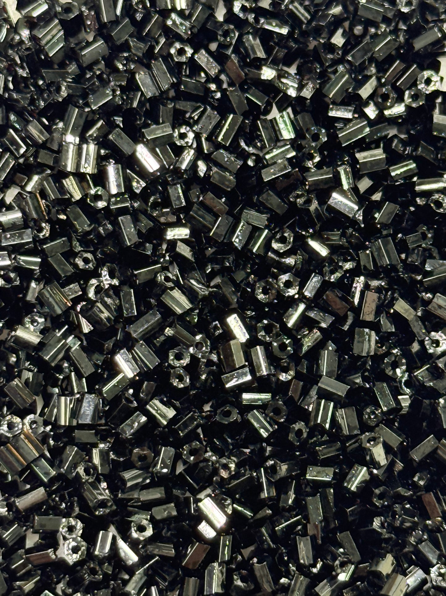 Canutillo Corto- negro 5 gr