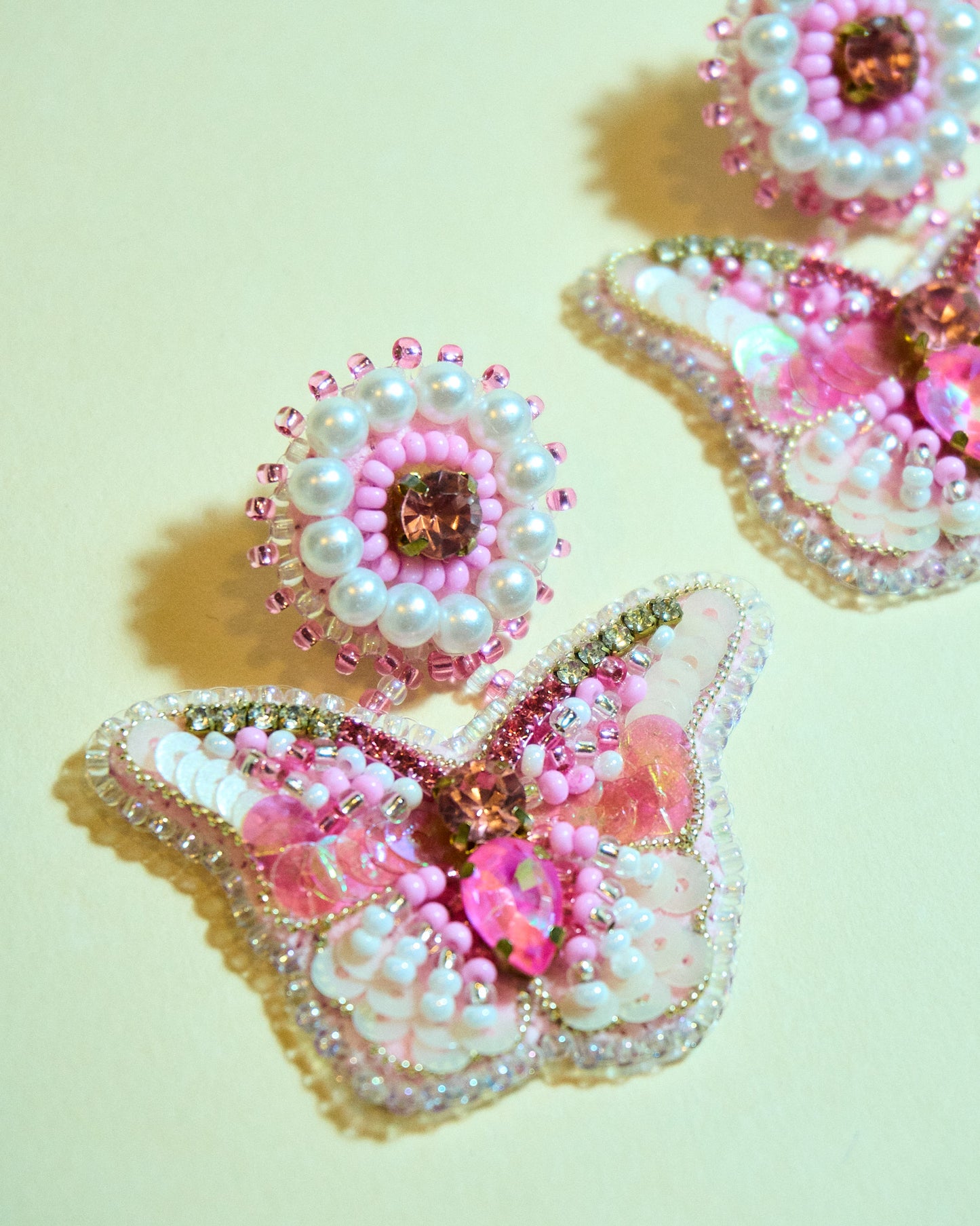 Aros- Mariposa Rosado