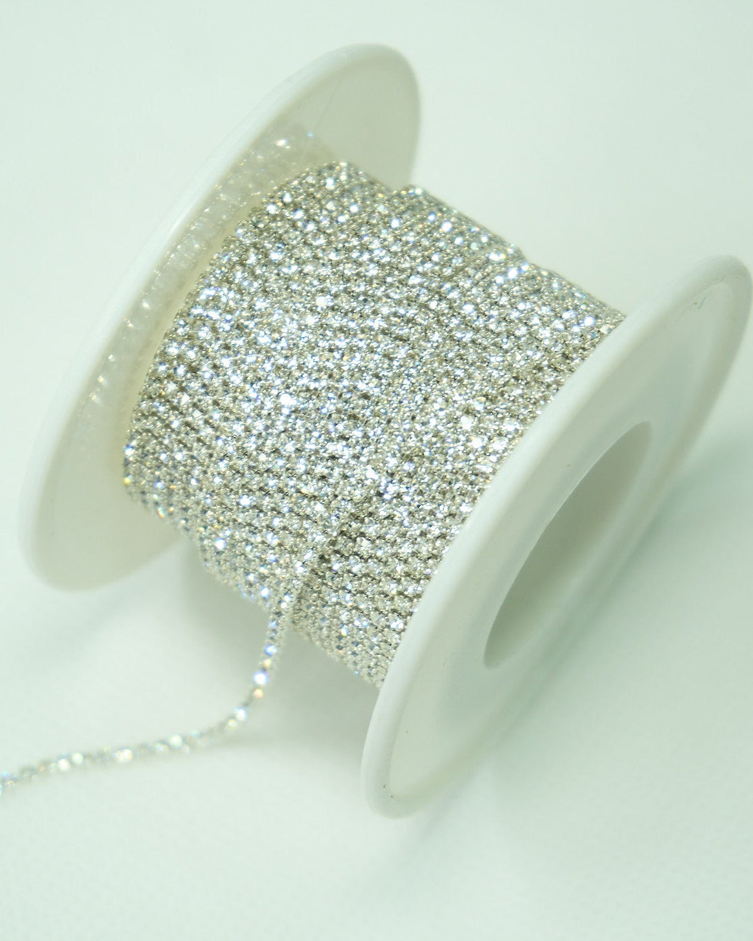 Strass 1,5mm Platedado/  1 metro