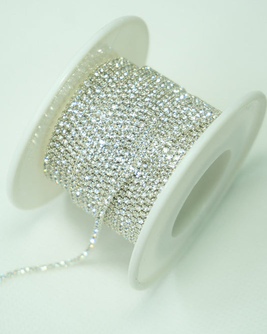 Strass 1,5mm Platedado/  1 metro