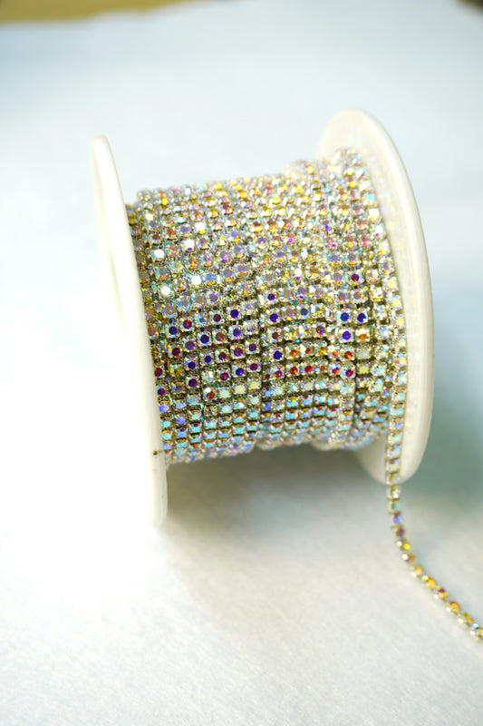 Strass 2mm Plateado tornesol/  1 metro