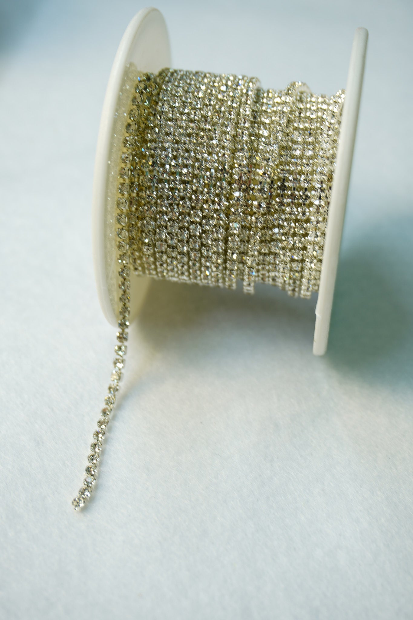 Strass 2mm Plateado/  1 metro